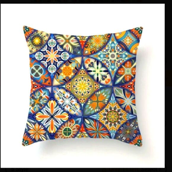 Boho Mandala throw pillow cover zipper closure pillowcase - Picture 1 of 3